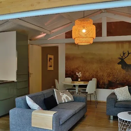 Vakantiebungalow En Glamping Op De Veluwe אוהל מפואר *