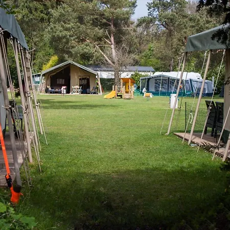 Vakantiebungalow En Glamping Op De Veluwe * נונספייט
