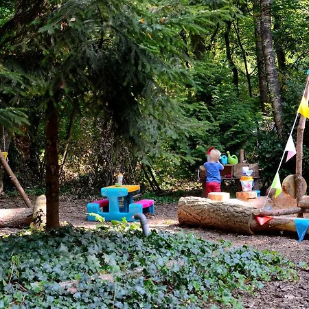 Vakantiebungalow En Glamping Op De Veluwe אוהל מפואר נונספייט