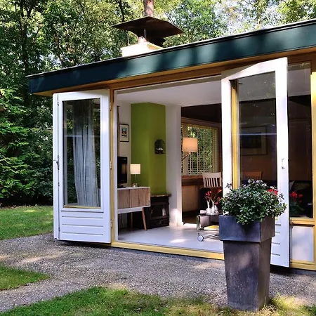 Vakantiebungalow En Glamping Op De Veluwe אוהל מפואר *